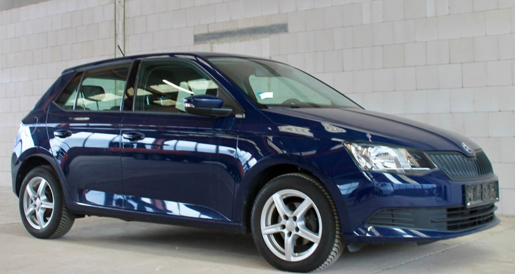 Skoda Fabia 139.789 km 4.900 &euro; Düren 52355