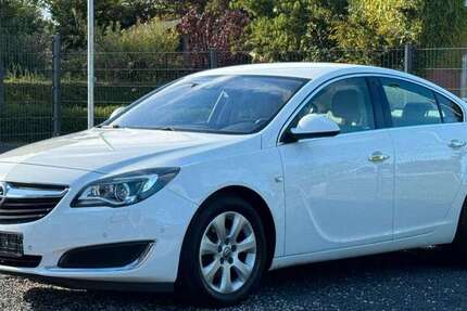 Opel Insignia 89.800 km 9.990 € Würselen 52146