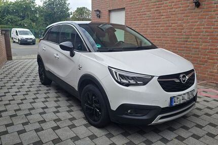 Opel Crossland (X) 116.914 km 9.999 &euro; Baesweiler 52499