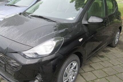 Hyundai i10 1.620 km 15.990 € Heinsberg 52525