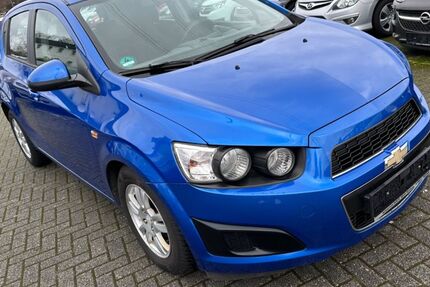 Chevrolet Aveo 172.000 km 2.400 € Aachen 52070