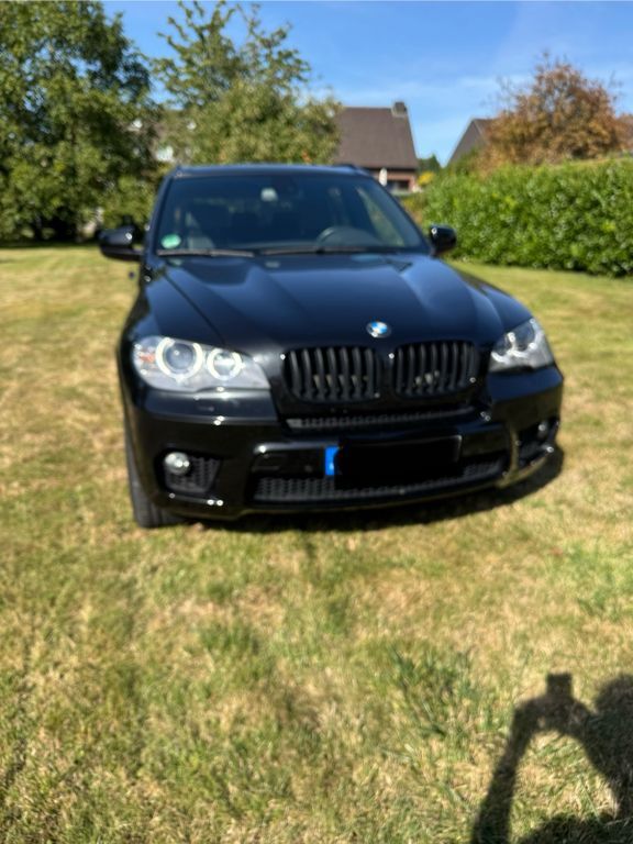 BMW X5 68.222 km 19.876 € Linnich 52441