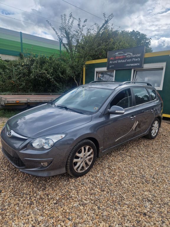Hyundai i30 229.000 km 2.490 € Düren 52349
