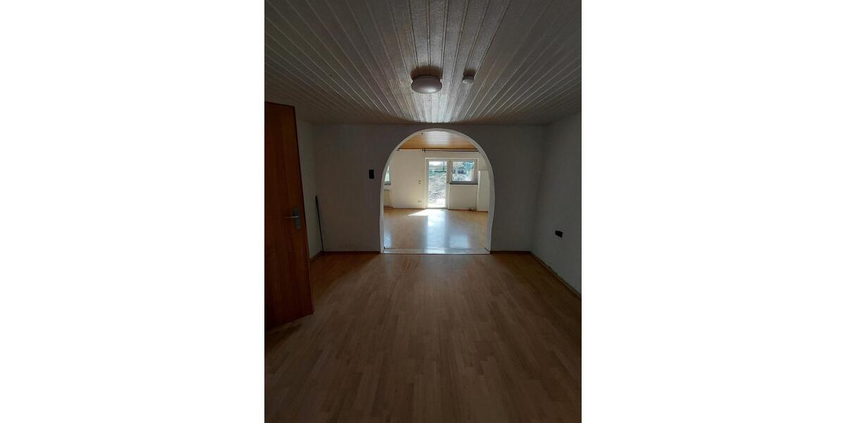 Einfamilienhaus Linnich - 6 Zimmer, 130 m&sup2;, 1.150&euro; | Angebot:25595847
