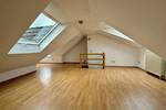 *** WEDOW *** Zweifamilienhaus mit Balkon, Garten & Stellplätzen – Wohnen & Investieren