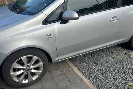 Opel Corsa 66.000 km 4.400 &euro; Baesweiler 52499