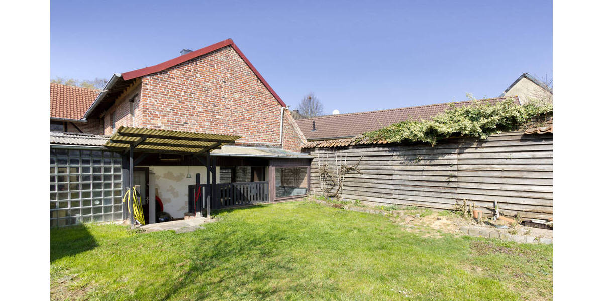 Liebevoll saniertes Einfamilienhaus mit Innenhof und ganz besonderem Charme in Gangelt - Hastenrath! 6 zimmer