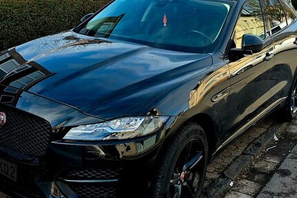Jaguar F-Pace 134.000 km 12.999 &euro; Aachen 52080