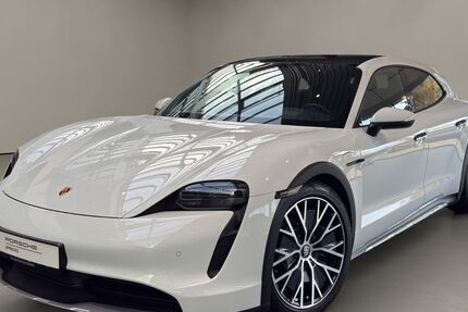 Porsche Taycan 61.874 km 58.200 &euro; Aachen 52068