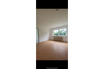 2 geräumige Zimmer Wohnung zu verkaufen
