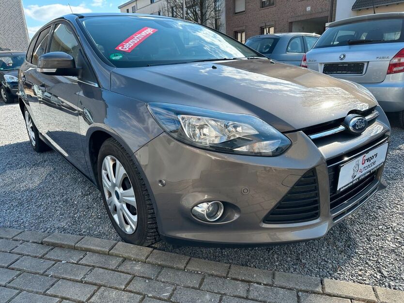 Ford Focus 159.964 km 5.650 € Aachen 52080