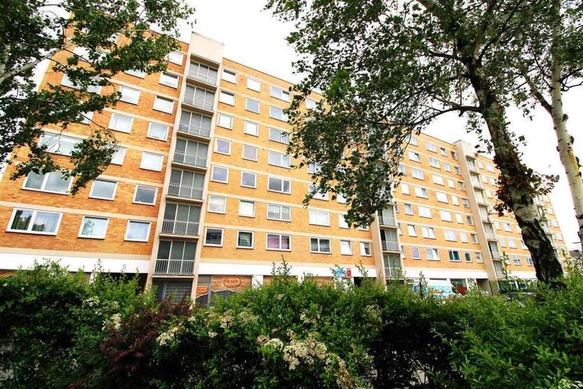 Wohnung zum Kaufen in Düren 130.000 € 69.4 m²