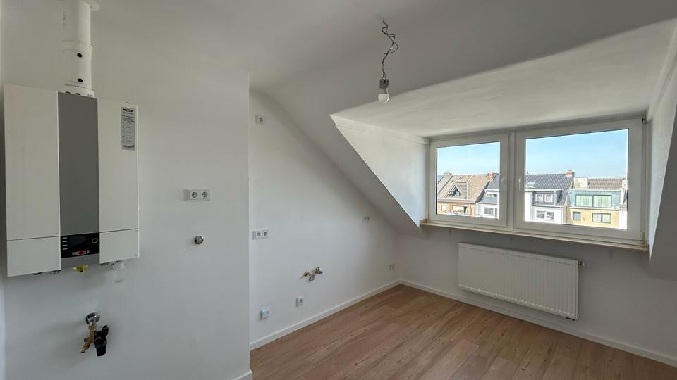 Dachgeschoßwohnung Düren - 3 Zimmer, 60 m&sup2;, 720&euro; | Angebot:26094729