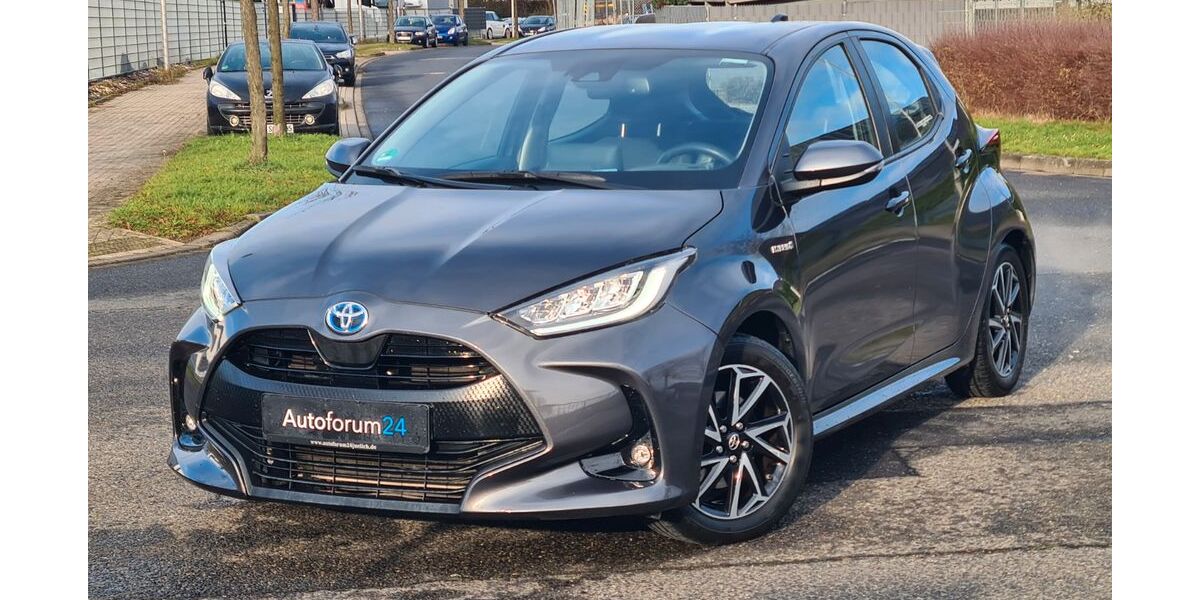 Toyota Yaris 50.000 km 16.499 &euro; Jülich 52428