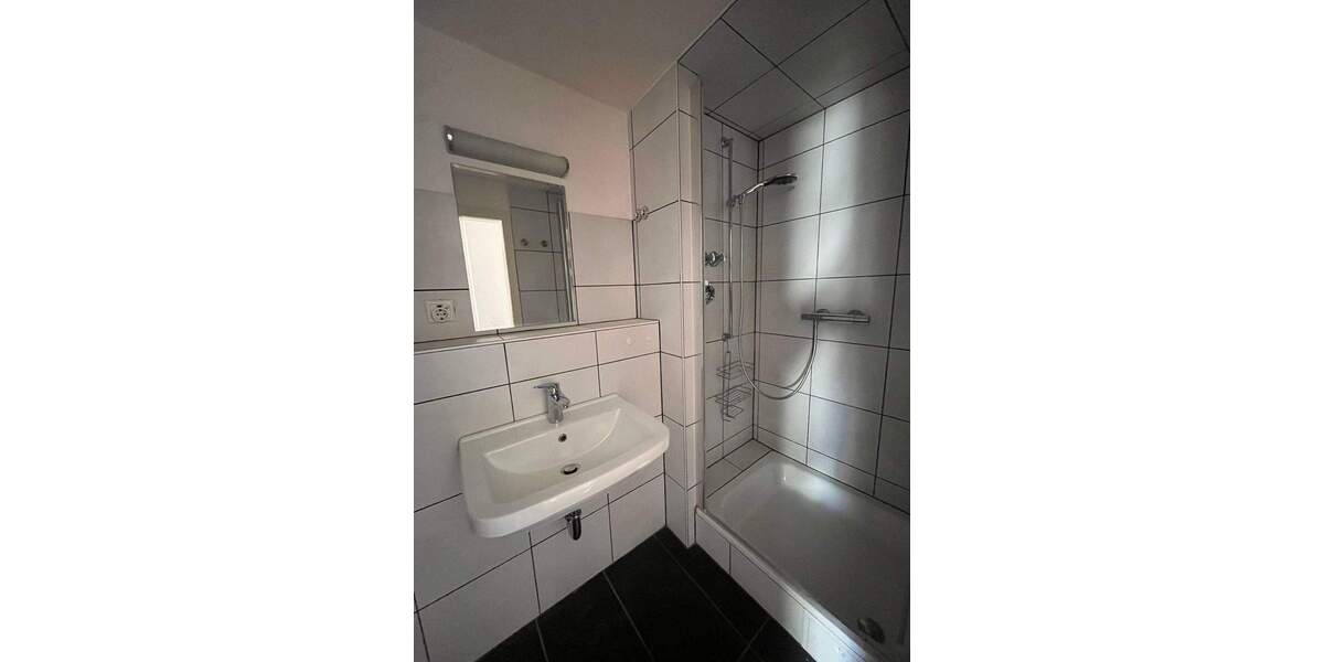 Etagenwohnung Aachen Burtscheid - 3 Zimmer, 78 m&sup2;, 900&euro; | Angebot:25835475