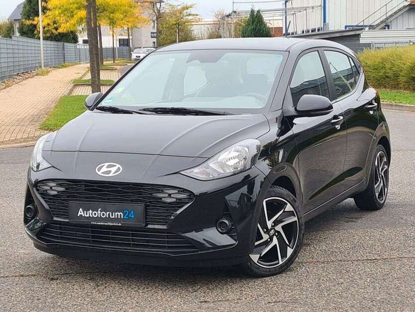 Hyundai i10 23.500 km 15.900 € Jülich 52428