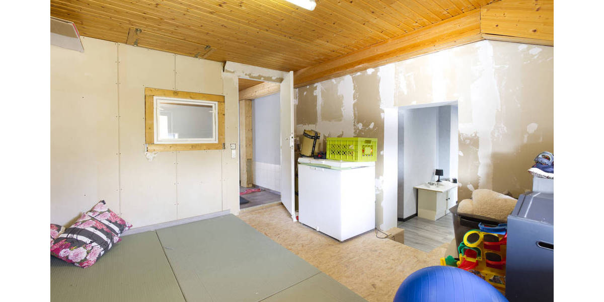 Liebevoll saniertes Einfamilienhaus mit Innenhof und ganz besonderem Charme in Gangelt - Hastenrath! 6 zimmer