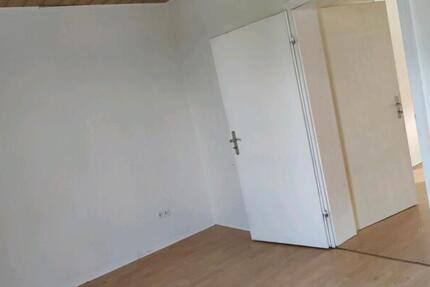 Haus Eschweiler - 6 Zimmer, 120 m&sup2;, 269.000&euro; | Angebot:27617944