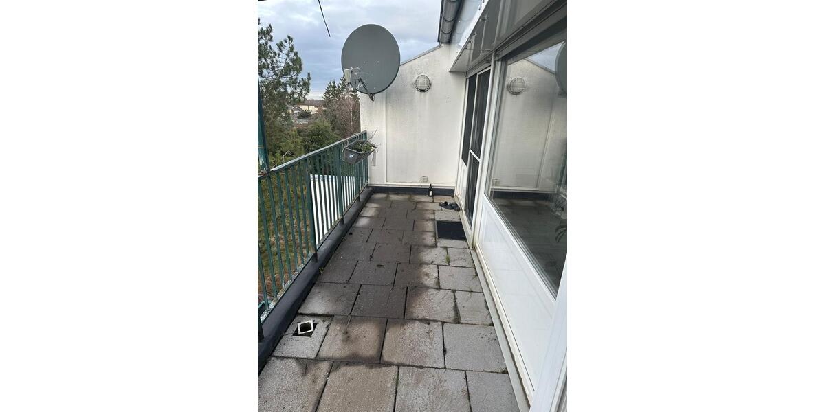 Kam sanierte Dachgeschosswohnung in Birkesdorf zu vermieten 3 zimmer