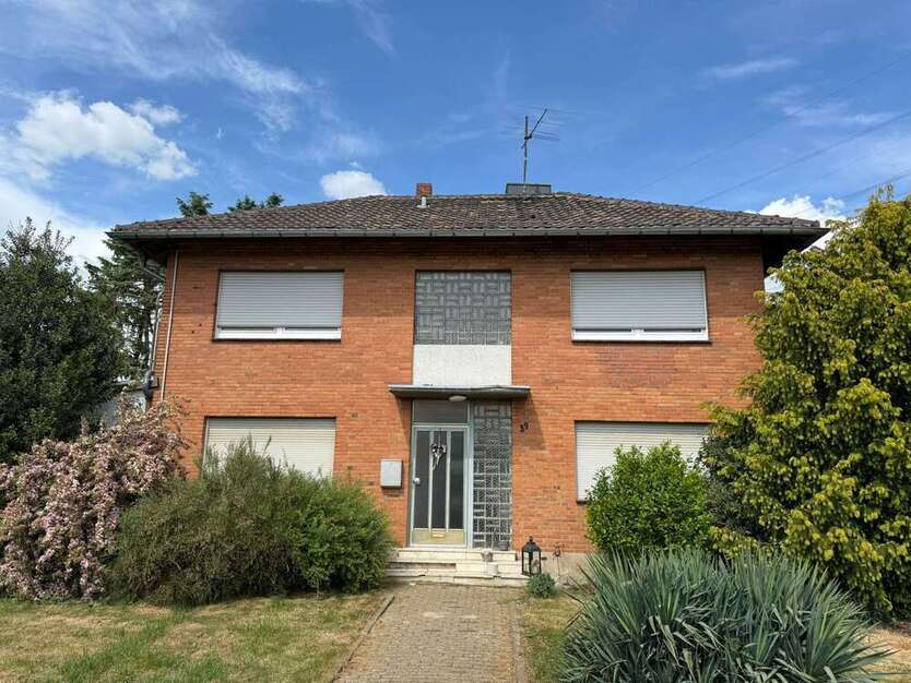 Haus zum Kaufen in BAesweiler-Puffendorf 498.000 € 105 m²