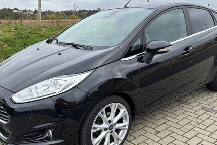 Ford Fiesta 160.000 km 4.999 € Aachen 52078