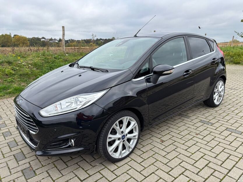 Ford Fiesta 160.000 km 4.999 € Aachen 52078