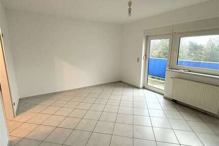Wohnung Düren Rölsdorf - 3 Zimmer, 98 m&sup2;, 785&euro; | Angebot:26889239