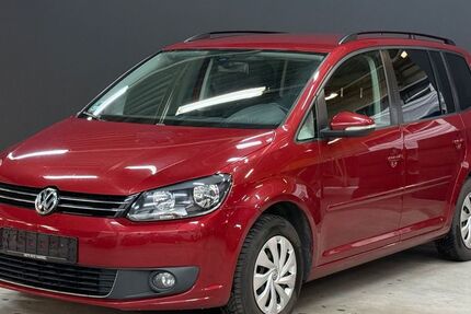 VW Touran 304.000 km 4.900 &euro; Jülich 52428