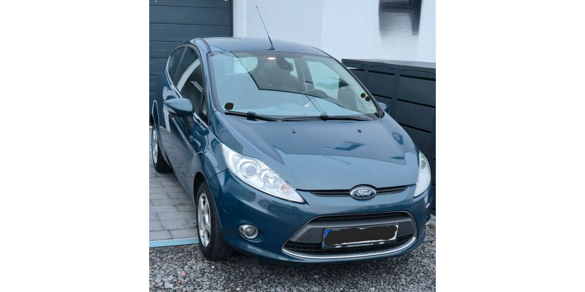 Ford Fiesta 212.000 km 2.395 &euro; Nörvenich 52388
