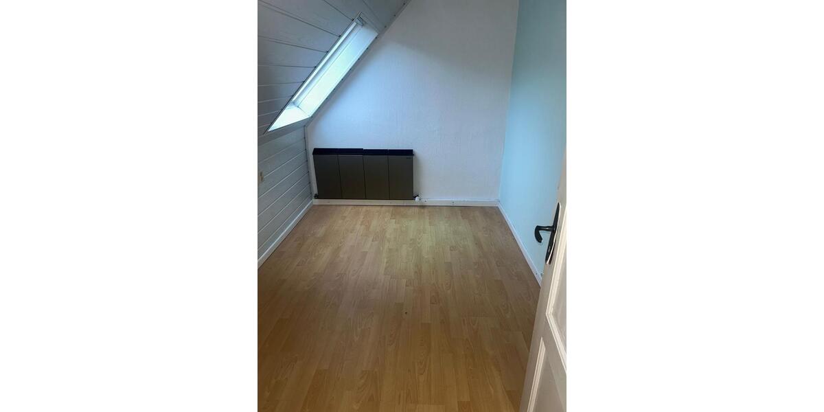 Reihenhaus Alsdorf - 4 Zimmer, 100 m&sup2;, 1.050&euro; | Angebot:25720940