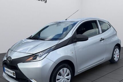Toyota Aygo (X) 64.350 km 7.490 &euro; Stolberg 52222