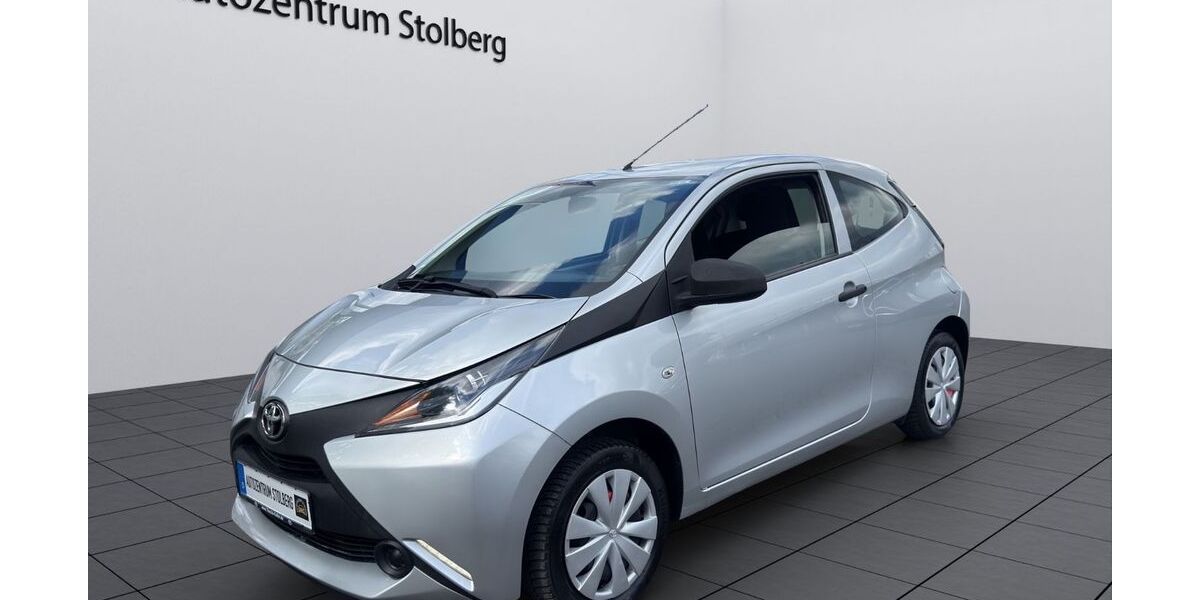Toyota Aygo (X) 64.350 km 7.490 &euro; Stolberg 52222