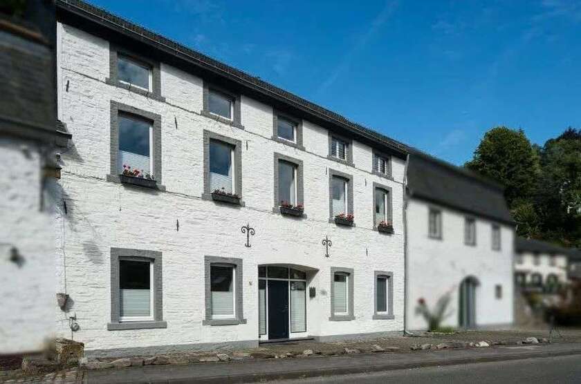 Haus zum Kaufen in Monschau 745.000 € 150 m²