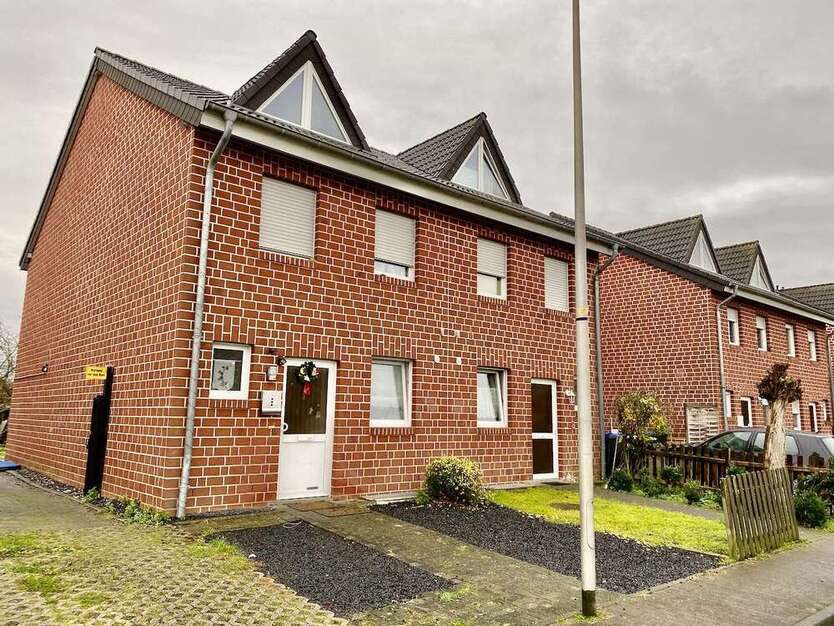 Haus zum Mieten in Heinsberg 578,03 € 113.34 m²
