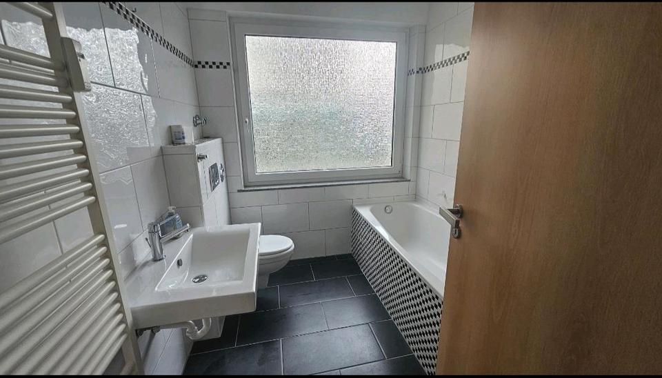 Erdgeschoßwohnung Düren - 3 Zimmer, 80 m&sup2;, 200.000&euro; | Angebot:26920831