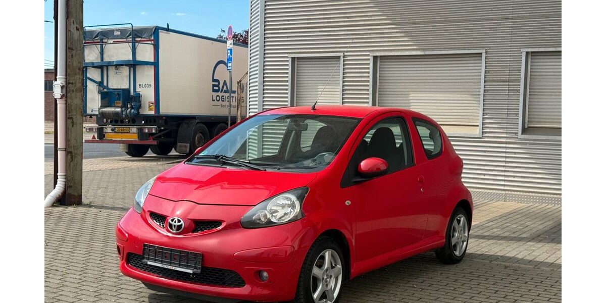 Toyota Aygo (X) 169.534 km 1.500 &euro; Düren 52351
