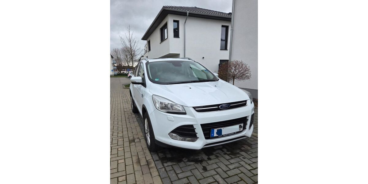 Ford Kuga 159.500 km 10.430 &euro; Düren 52353