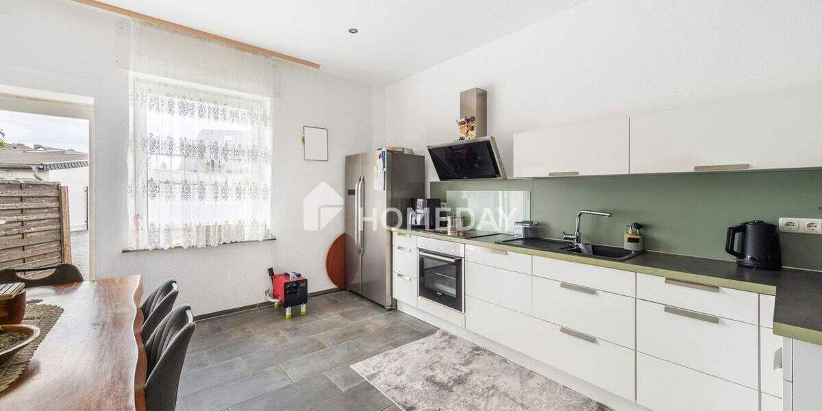 Ein Haus, zwei Wohnungen - hier wächst Familie über Generationen zusammen 5 zimmer