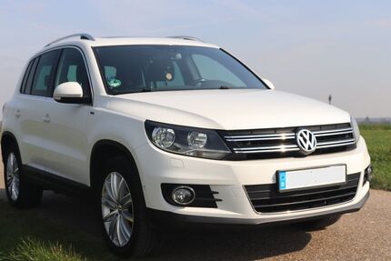 VW Tiguan 171.047 km 8.500 &euro; Düren 52355