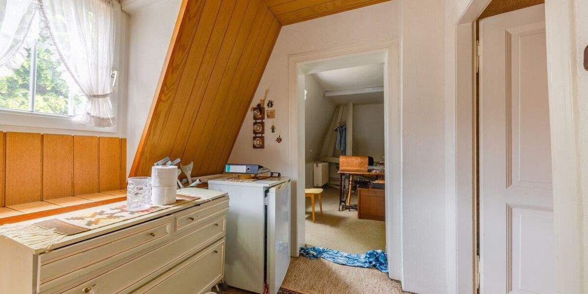 Einfamilienhaus Stolberg (Rheinland) Vicht - 8 Zimmer, 249 m&sup2;, 499.000&euro; | Angebot:25674474