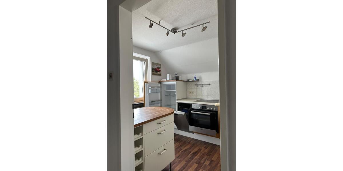 Penthouse-Wohnung, Terrasse, 1-3 P DÜ-Zentrum im Altbau warm 1420 3 zimmer