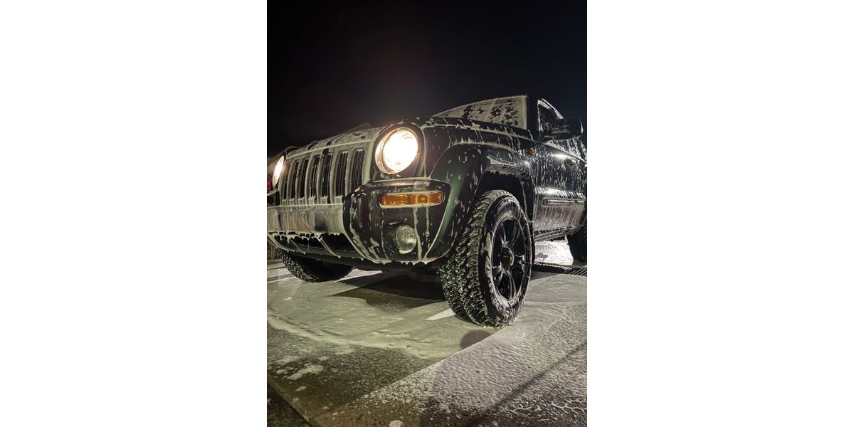Jeep Cherokee 132.000 km 8.300 &euro; Stolberg 52224