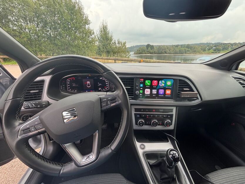 Seat Leon 109.000 km 15.600 € Simmerath 52152