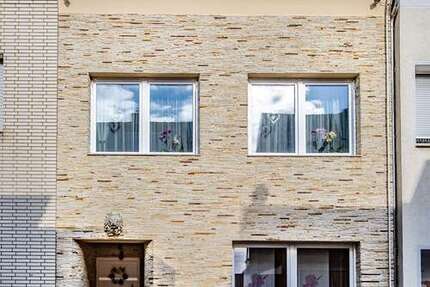 Haus Düren Mariaweiler-Hoven - 7 Zimmer, 152 m&sup2;, 319.000&euro; | Angebot:25267158