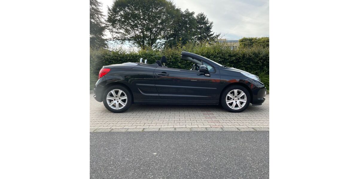 Peugeot 207 12.300 km 4.400 &euro; Aachen 52080