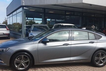 Opel Insignia 67.600 km 12.490 &euro; Monschau (bei Aachen) 52156