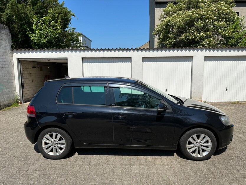 VW Golf V 199.999 km 7.000 € Düren 52349