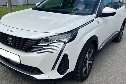 Peugeot 5008 58.050 km 22.500 &euro; Aachen 52070