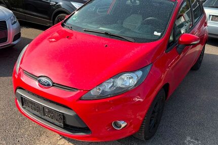 Ford Fiesta 190.000 km 2.490 &euro; Düren 52349