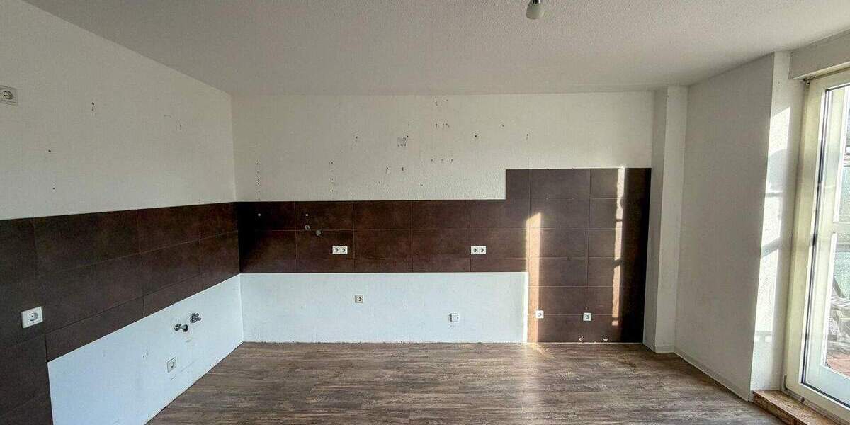 Reihenmittelhaus Stolberg (Rheinland) / Büsbach Büsbach - 7 Zimmer, 173 m&sup2;, 375.000&euro; | Angebot:25686987